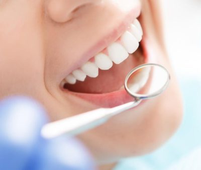 Ağız ve diş sağlığı konusunda bütünsel yaklaşım önemli! Geçmişten günümüze ağız sağlığı, genel sağlığa açılan bir kapı olarak biliniyor.