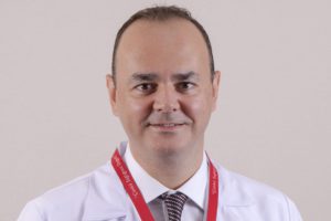 Kulak Burun Boğaz Hastalıkları ve Baş Boyun Cerrahisi Uzmanı Doç. Dr. Levent Renda, tükürük bezi kanserleri ve tedavisi hakkında bilgi verdi.