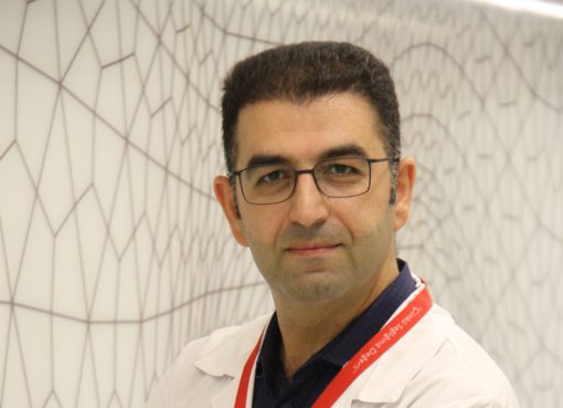 Genel Cerrahi Uzmanı Doç. Dr. Ömer Uslukaya, paratiroit hastalıklar ve tedavi yöntemleri hakkında önemli bilgiler verdi, açıklamalar yaptı.