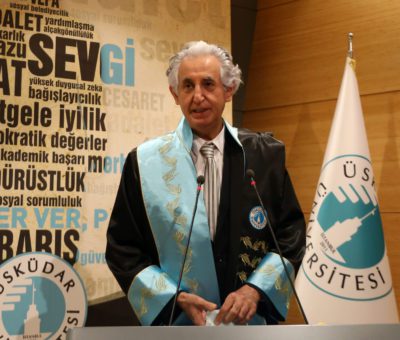 Bütün ömrünü öğrencileriyle hastalarına adayan merhum Prof. Dr. Cemil Taşcıoğlu, Türkiye'de koronavirüs nedeniyle hayatını kaybeden ilk hekim.