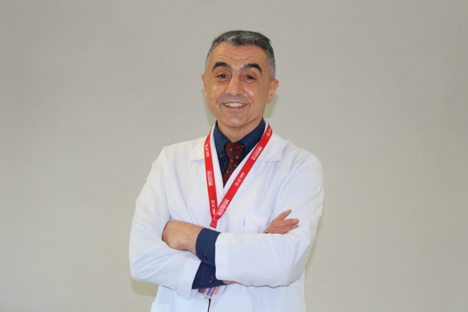 Hematolog Prof. Dr. Mustafa Çetin, Covid-19 döneminde kan kanseri ve lenf kanseri hastalarının dikkat etmesi gerekenler hakkında bilgi verdi.