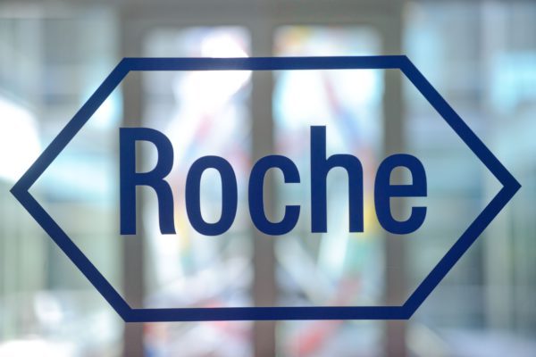 Roche, Alzheimer hastalığında erken tanıyı desteklemek için Eli Lilly ile iş birliği yapacağını duyurdu. Alzheimer hastalığı ile mücadelede yenilikçi bir tanı çözümü için yapılacak bu işbirliği kapsamında tüm dünyada Alzheimer hastalığına daha erken tanı konulabilmesi ve böylelikle hasta yolculuğunun iyileştirilmesi hedeflenecek.