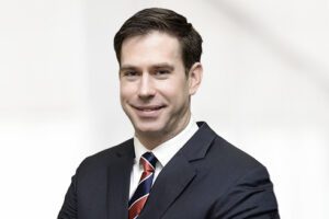 Sağlık hizmetleri sektörünün geleceğine yön vermek üzere stratejik adımlarla güçlenmeye devam eden Roche, Diagnostik Bölümü'ne yönelik globalde yeni bir üst düzey atamayı duyurdu. Bu kapsamda, Roche Grup CEO'su olarak atanan Roche Diagnostik CEO'su Thomas Schinecker'in yerine, Roche Diagnostik Kuzey Amerika Bölge Başkanı görevini yürüten Matt Sause getirildi. 