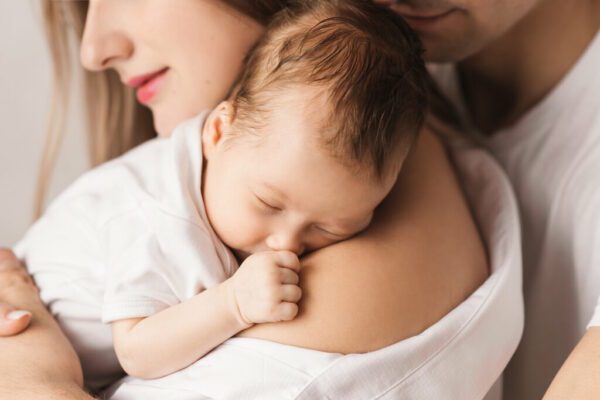 “Ferring’de Önce İnsan Gelir” felsefesi ile tüm dünyada hastalara ve şirket çalışanlarına yönelik çalışmalar ve projeler geliştiren Ferring İlaç, aile kurma taahhüdünün bir parçası olarak, çalışanlarını kendi aile kurma yolculuklarında desteklemek amacıyla Aile Kurma Destek Programı’nı hayata geçirdi.