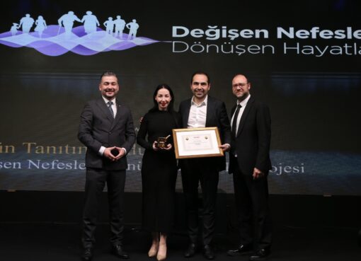 Bu yıl 13’üncü kez düzenlenen, Türk ilaç ve eczacılık sektörünün başarılarını ödüllendiren Altın Havan Ödül Töreni’nde Sandoz Türkiye İnovatif Ürün Tanıtım Ödülüne layık görüldü.