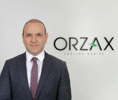 Mehmet Tolga Öztulunç, Orzaks İlaç Satış Müdürü oldu.