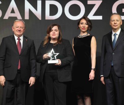 Sandoz Türkiye, İKMİB İhracatın Yıldızları Ödül Töreni'nde, 2023'te 113 milyon dolarlık ihracat ile ilaç sektöründe bir sıra yükselerek ikinciliğe ulaştı.  Sandoz Türkiye'nin 2023 ihracat rakamı geçen yıla göre yaklaşık 2 kat arttı.