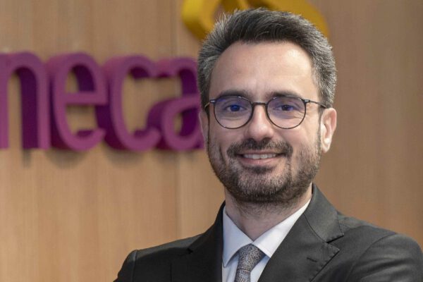 1 Haziran 2020 tarihinden bu yana AstraZeneca Türkiye’de görev yapan Dr. Yiğit Kılıç, 1 Mart 2024 tarihi itibarıyla Medikal Departman bünyesinde kurulan Diyagnostik Grubunun liderliğine atandı. Kılıç, bu görevinde AstraZeneca Türkiye diyagnostik stratejisini yönetirken sağlık ekosistemindeki tanı süreçlerini optimize edecek iş birlikleri ve projeler geliştirmekten, doğru tanı ve tedavi sürecinde hasta deneyiminin iyileştirilmesinden sorumlu olacak.