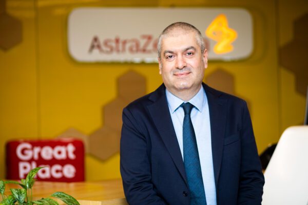 AstraZeneca Türkiye, sağlık sektöründe yeni nesil teknolojilerin ve yenilikçi fikirlerin paylaşıldığı AZ Lab Türkiye Startup Demo Day etkinliğini düzenledi.