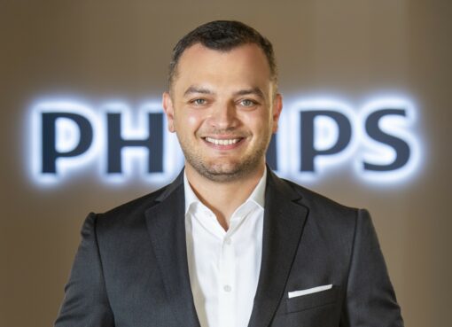 FDI Dünya Diş Hekimleri Birliği ve Türk Diş Hekimleri Birliği iş birliğiyle düzenlenen FDI Dünya Diş Hekimliği Kongresi'nde, Philips'in ağız ve diş sağlığı alanındaki ürünleri diş hekimleri ile buluştu.